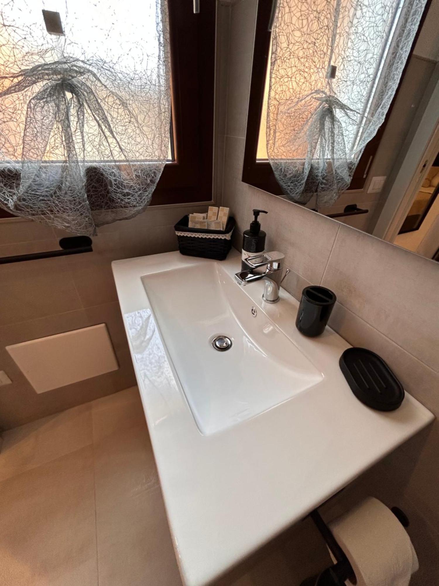 Vista D'Ogliastra Hotel Gairo Sant'Elena Екстериор снимка